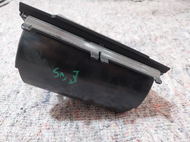 bontott VW EOS Első Hamutartó