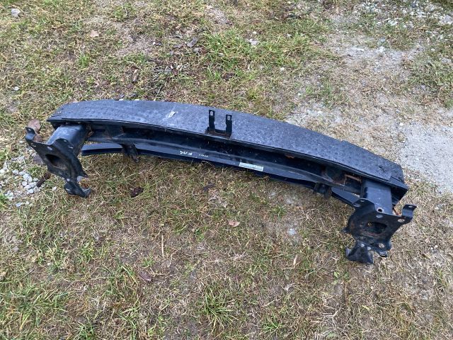 bontott VW EOS Első Lökhárító Merevítő (Fém)