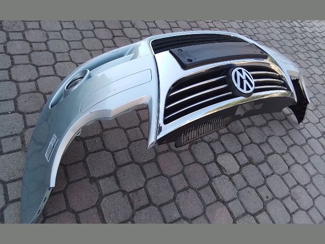 bontott VW EOS Első Lökhárító (Részeivel)