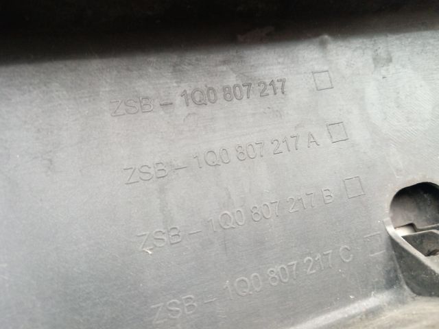 bontott VW EOS Első Lökhárító (Részeivel)