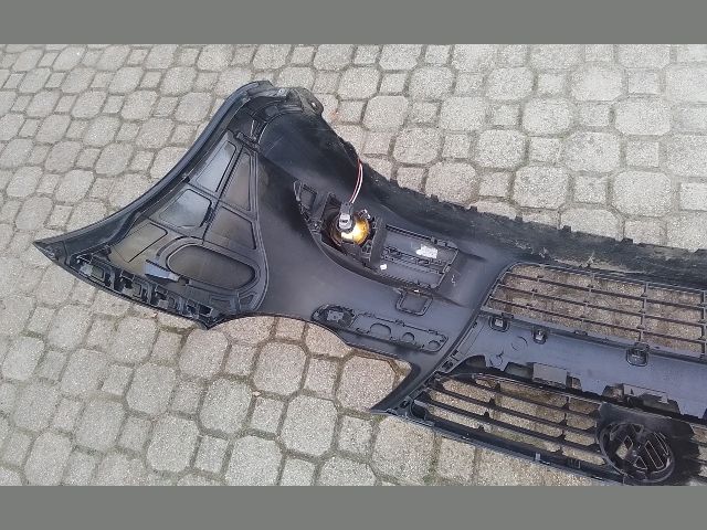 bontott VW EOS Első Lökhárító (Részeivel)