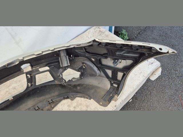 bontott VW EOS Első Lökhárító (Üresen)