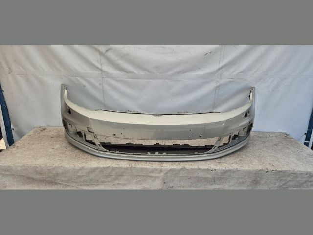 bontott VW EOS Első Lökhárító (Üresen)