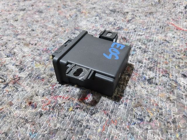 bontott VW EOS Első Xenon Szintszabályzó Jeladó