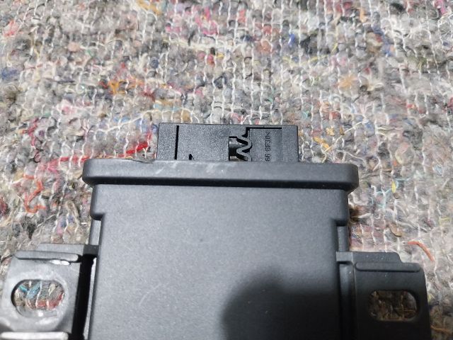 bontott VW EOS Első Xenon Szintszabályzó Jeladó