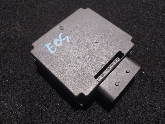 bontott VW EOS Feszültségszabályzó