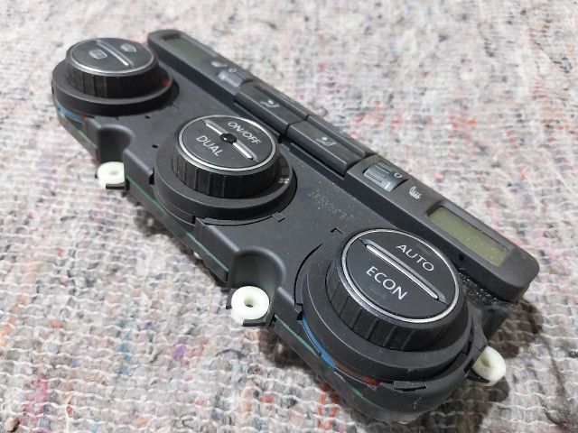 bontott VW EOS Fűtéskapcsoló (digit klímás)