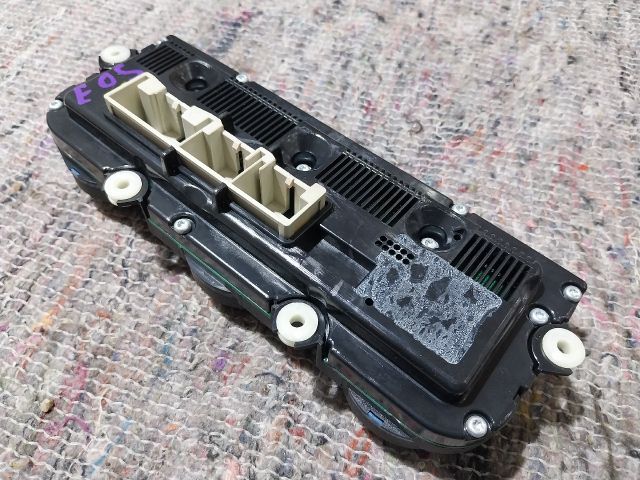 bontott VW EOS Fűtéskapcsoló (digit klímás)