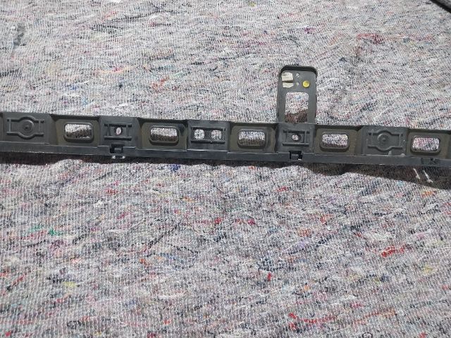 bontott VW EOS Hátsó középső Lökhárító Tartó (Műanyag)