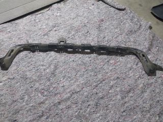 bontott VW EOS Hátsó középső Lökhárító Tartó (Műanyag)