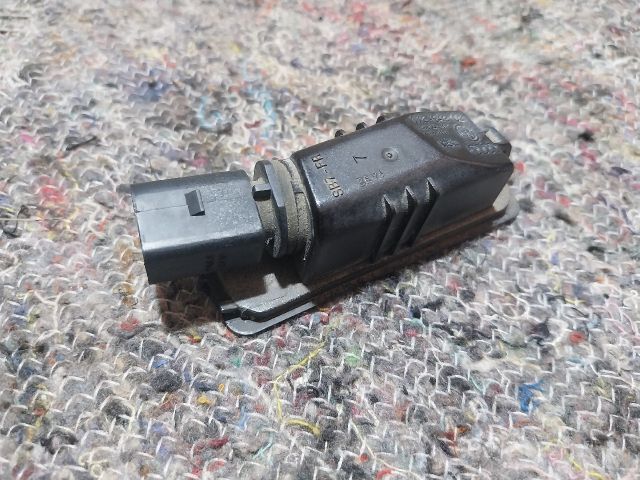 bontott VW EOS Hátsó Rendszámtábla Világítás