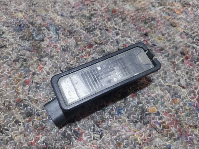 bontott VW EOS Hátsó Rendszámtábla Világítás