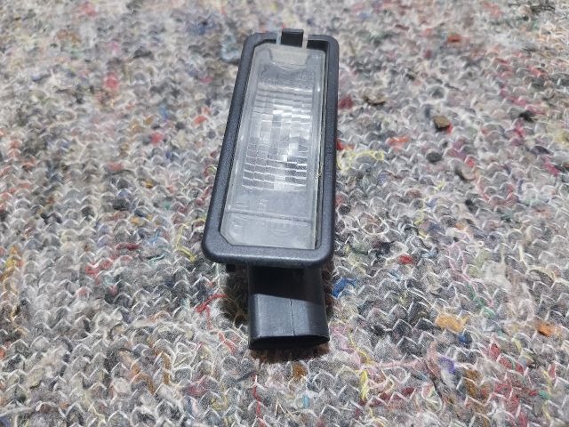 bontott VW EOS Hátsó Rendszámtábla Világítás