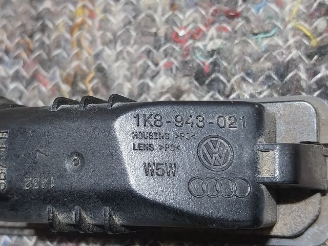 bontott VW EOS Hátsó Rendszámtábla Világítás