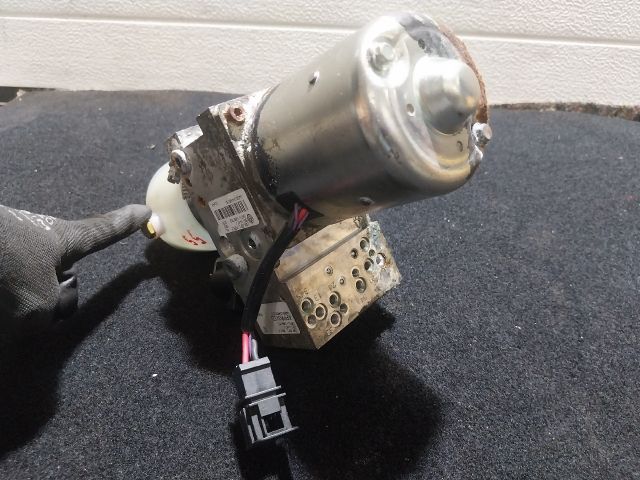 bontott VW EOS Hidraulika Szivattyú