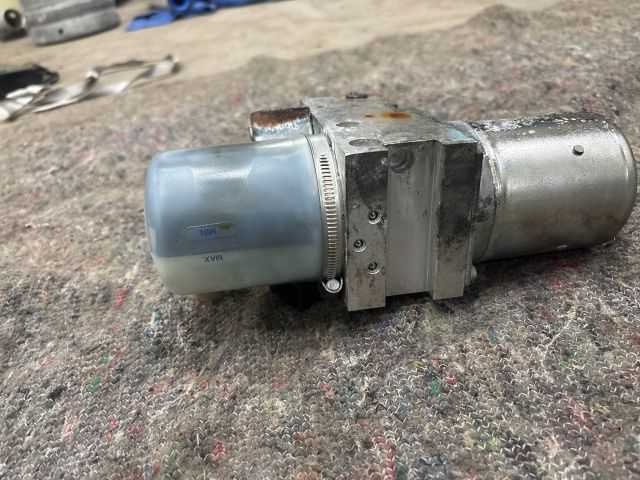 bontott VW EOS Hidraulika Szivattyú