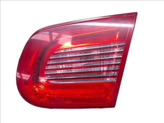 bontott VW EOS Jobb Belső Hátsó Lámpa