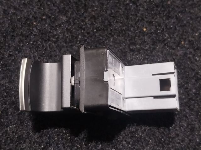 bontott VW EOS Jobb első Ablakemelő Kapcsoló