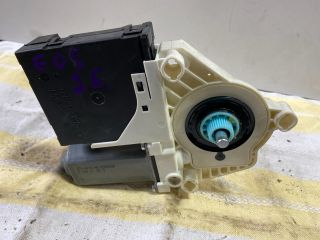 bontott VW EOS Jobb első Ablakemelő Motor