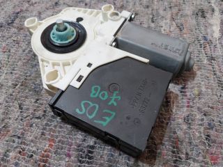 bontott VW EOS Jobb első Ablakemelő Motor