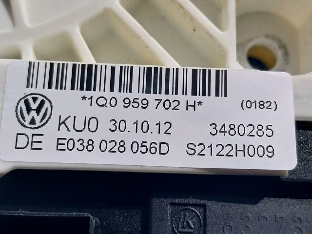 bontott VW EOS Jobb első Ablakemelő Motor