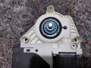 bontott VW EOS Jobb első Ablakemelő Motor