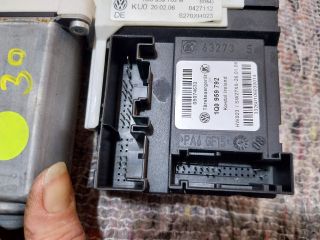 bontott VW EOS Jobb első Ablakemelő Motor