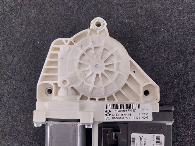 bontott VW EOS Jobb első Ablakemelő Motor