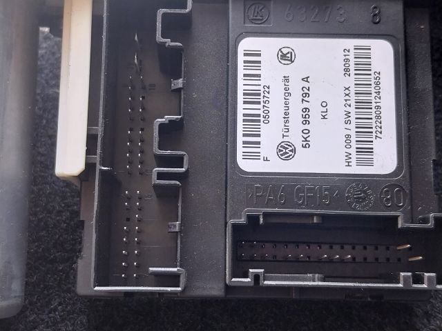 bontott VW EOS Jobb első Ablakemelő Motor