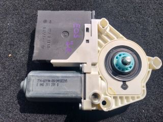 bontott VW EOS Jobb első Ablakemelő Motor