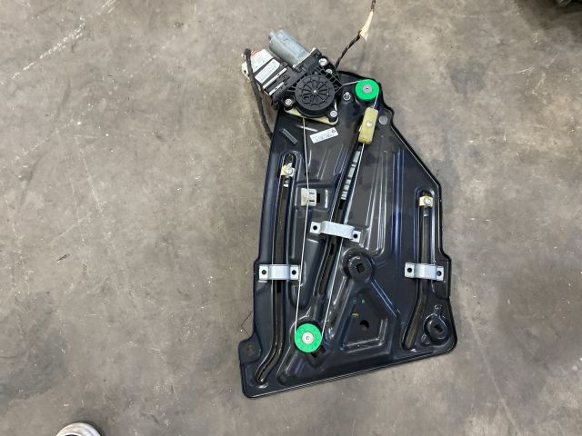 bontott VW EOS Jobb első Ablakemelő Szerkezet (Elektromos)