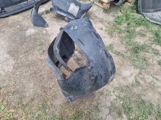 bontott VW EOS Jobb első Dobbetét (Kerékjárati, Műanyag)