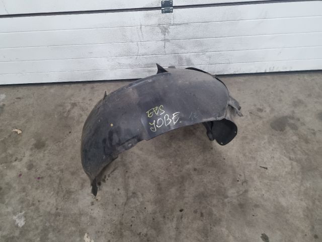 bontott VW EOS Jobb első Dobbetét (Kerékjárati, Műanyag)