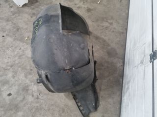 bontott VW EOS Jobb első Dobbetét (Kerékjárati, Műanyag)