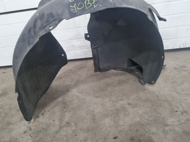 bontott VW EOS Jobb első Dobbetét (Kerékjárati, Műanyag)