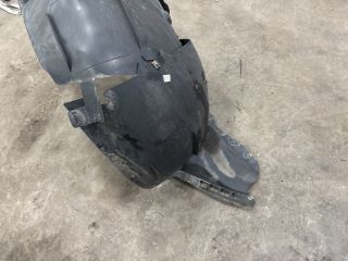 bontott VW EOS Jobb első Első Dobbetét (Kerékjárati, Műanyag)