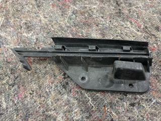 bontott VW EOS Jobb első Lökhárító Tartó (Műanyag)