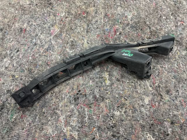 bontott VW EOS Jobb első Lökhárító Tartó (Műanyag)