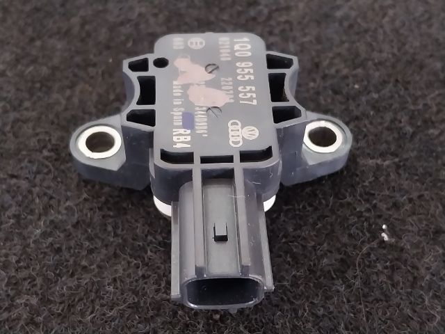 bontott VW EOS Jobb első Oldal Ütközés Érzékelő