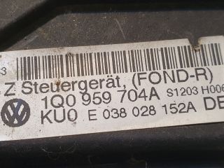 bontott VW EOS Jobb hátsó Ablakemelő Motor