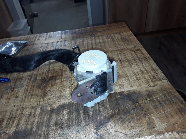 bontott VW EOS Jobb hátsó Övfeszítő