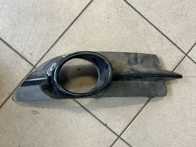 bontott VW EOS Jobb Ködlámpa Rács