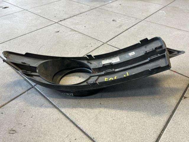 bontott VW EOS Jobb Ködlámpa Rács