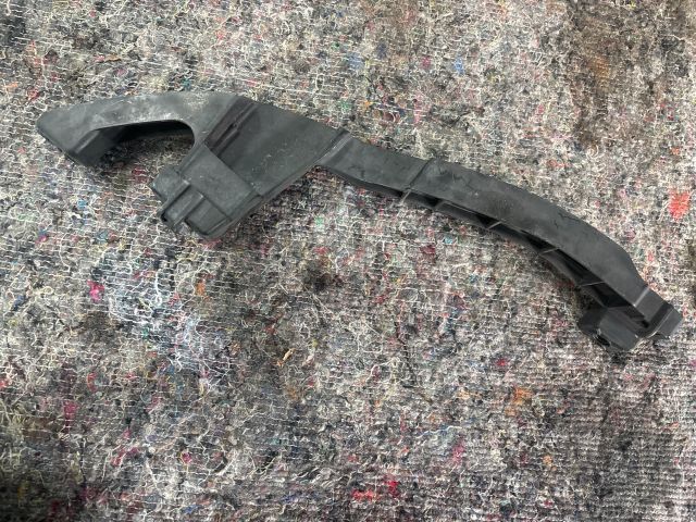 bontott VW EOS Jobb Sárvédő Oldaltartó