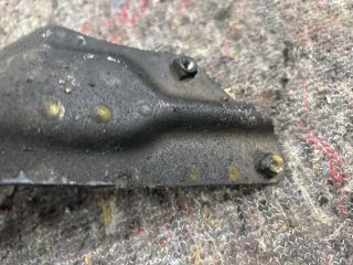 bontott VW EOS Jobb Sárvédő Oldaltartó