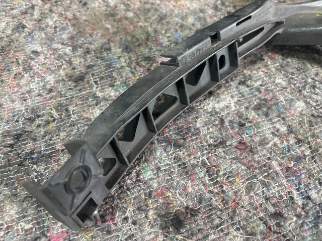 bontott VW EOS Jobb Sárvédő Oldaltartó