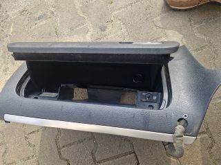 bontott VW EOS Kesztyűtartó