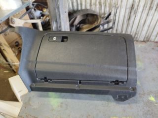 bontott VW EOS Kesztyűtartó