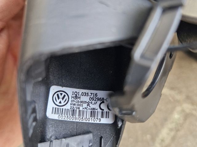 bontott VW EOS Kesztyűtartó