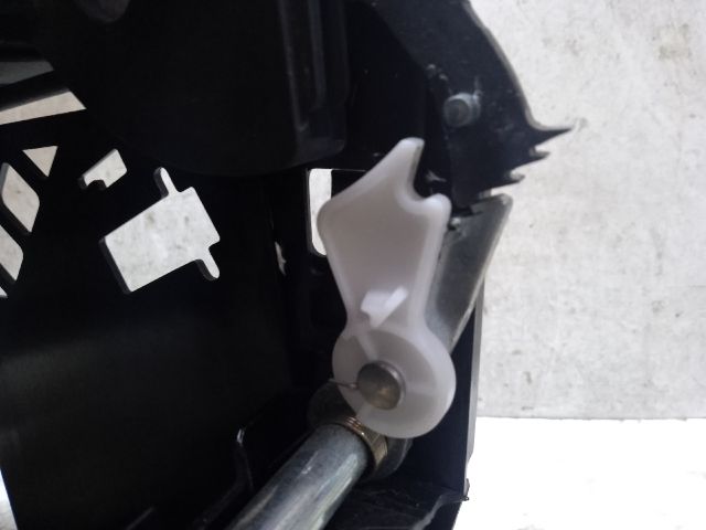 bontott VW EOS Könyöklő